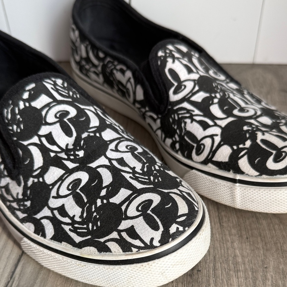 Disney Mickey Mouse Black and White Slip-On Sneakers 8